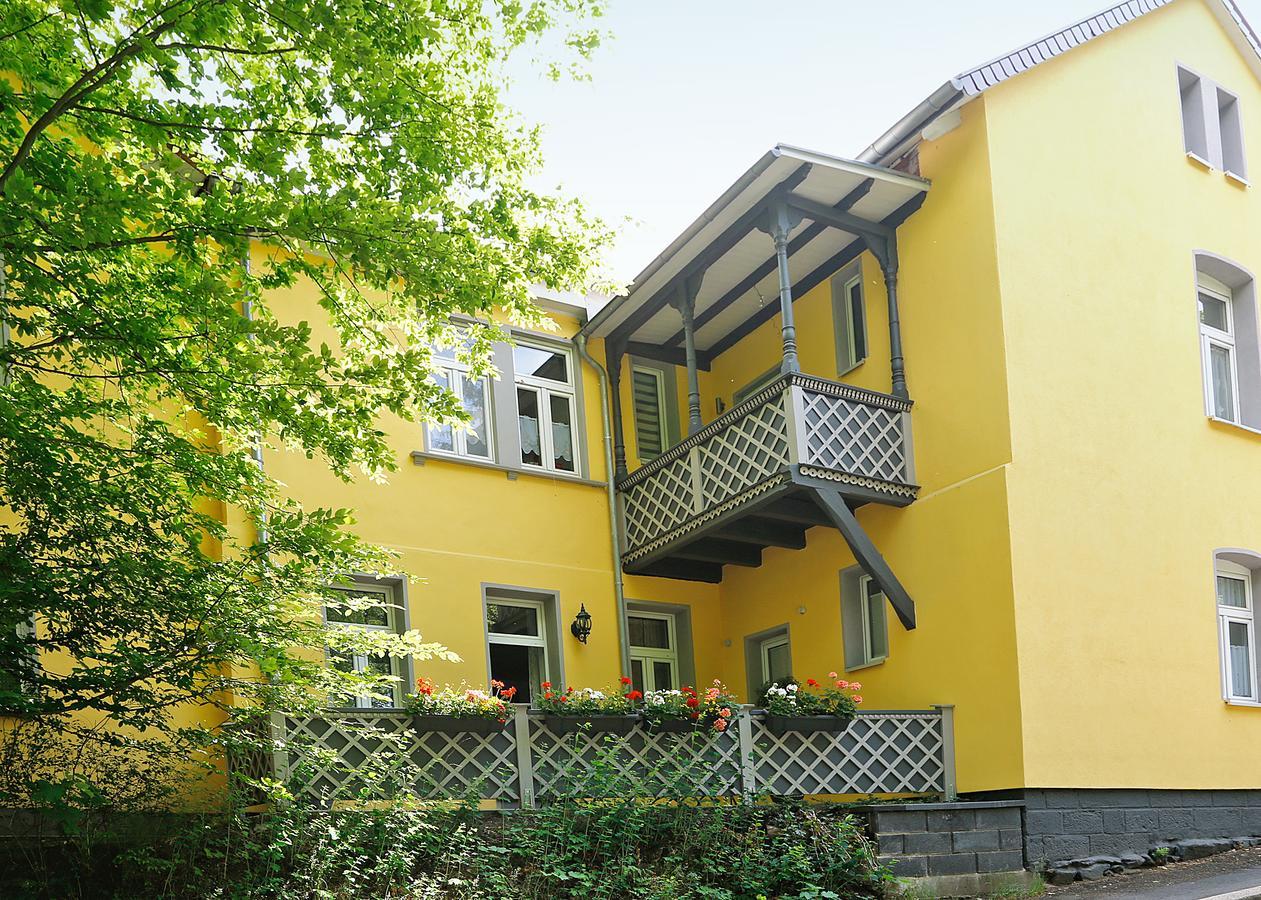 Haus Eveline - Ferienwohnungen Unterhalb Der Wartburg - Eisenach Exterior foto